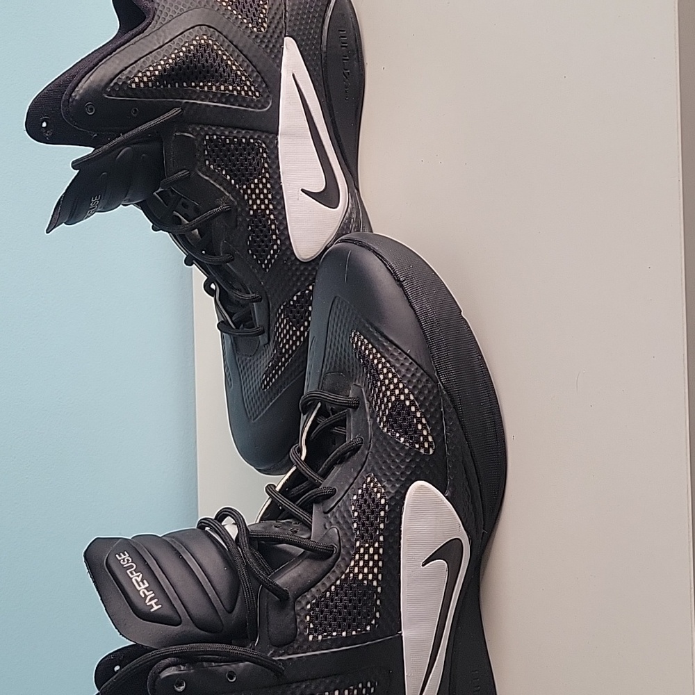 Nike Zoom Hyperfuse - Picture 3 of 7